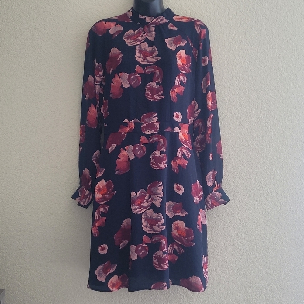 Banana Republic NWT Size 4 Mid Length Navy Blue Floral Dress - Picture 2 of 8